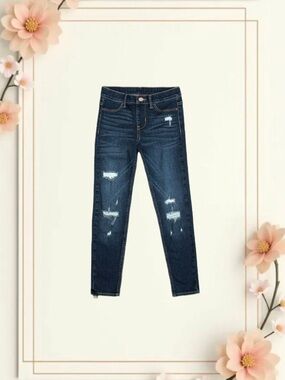 Girl’s Distressed Jeggings